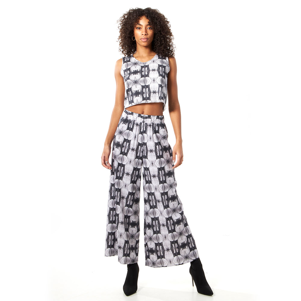 
                  
                    Wide Leg Pants - Brooklyn Bridge Print
                  
                