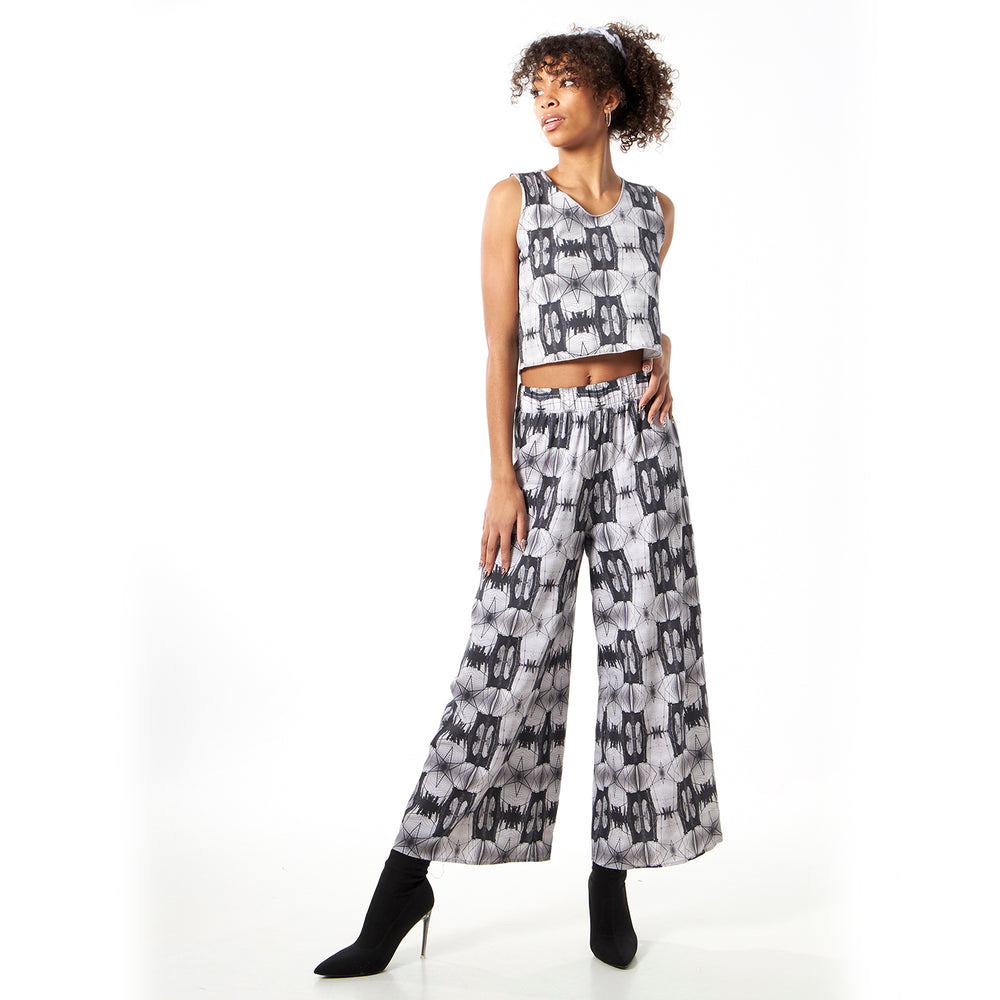 
                  
                    Wide Leg Pants - Brooklyn Bridge Print
                  
                