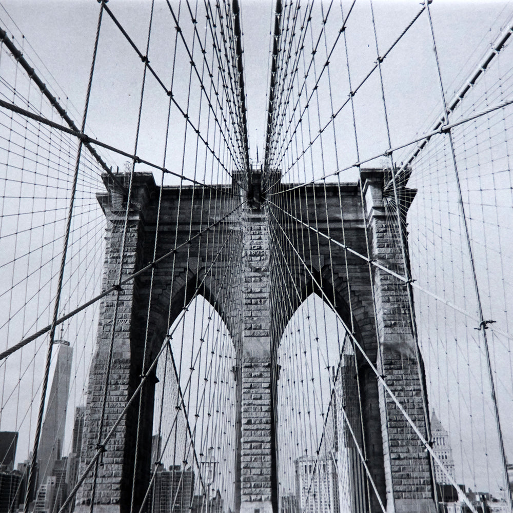 
                  
                    Babs Kimono - Brooklyn Bridge - Black/White
                  
                