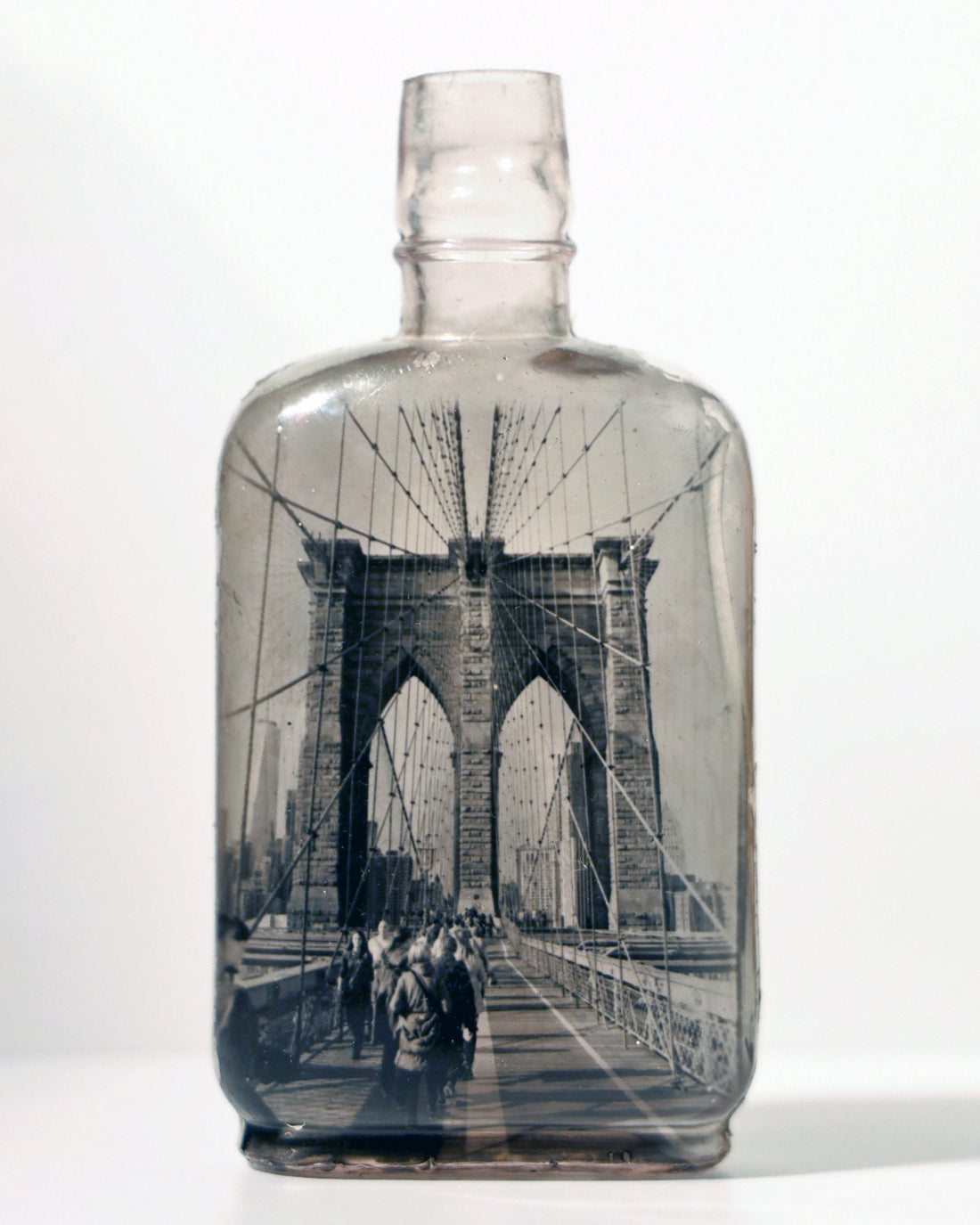 Brooklyn Bridge Bottle - Pink Hue
