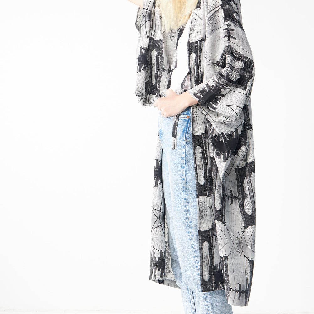 Babs Silk Kimono - Brooklyn Bridge - Black/White