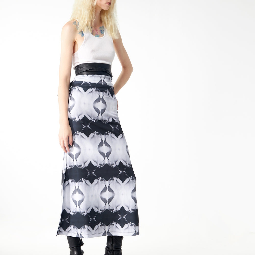 
                  
                    Babs Body-Hugging Midi Skirt - Black/White Stone Man Print Design
                  
                